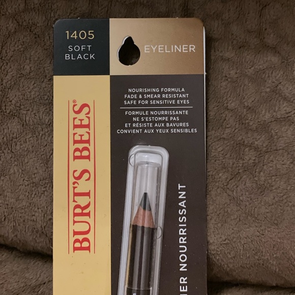 Nourishing Eyeliner Soft Black by Burt’s Bees - Picture 3 of 16